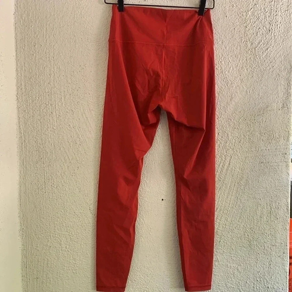 Everlane Womens Perform Ankle Leggings Red Size Medium - Picture 5 of 6